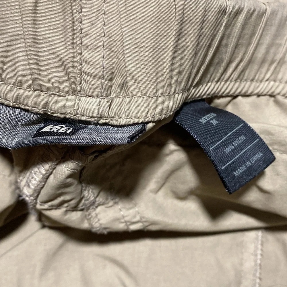 REI men’s pants size medium